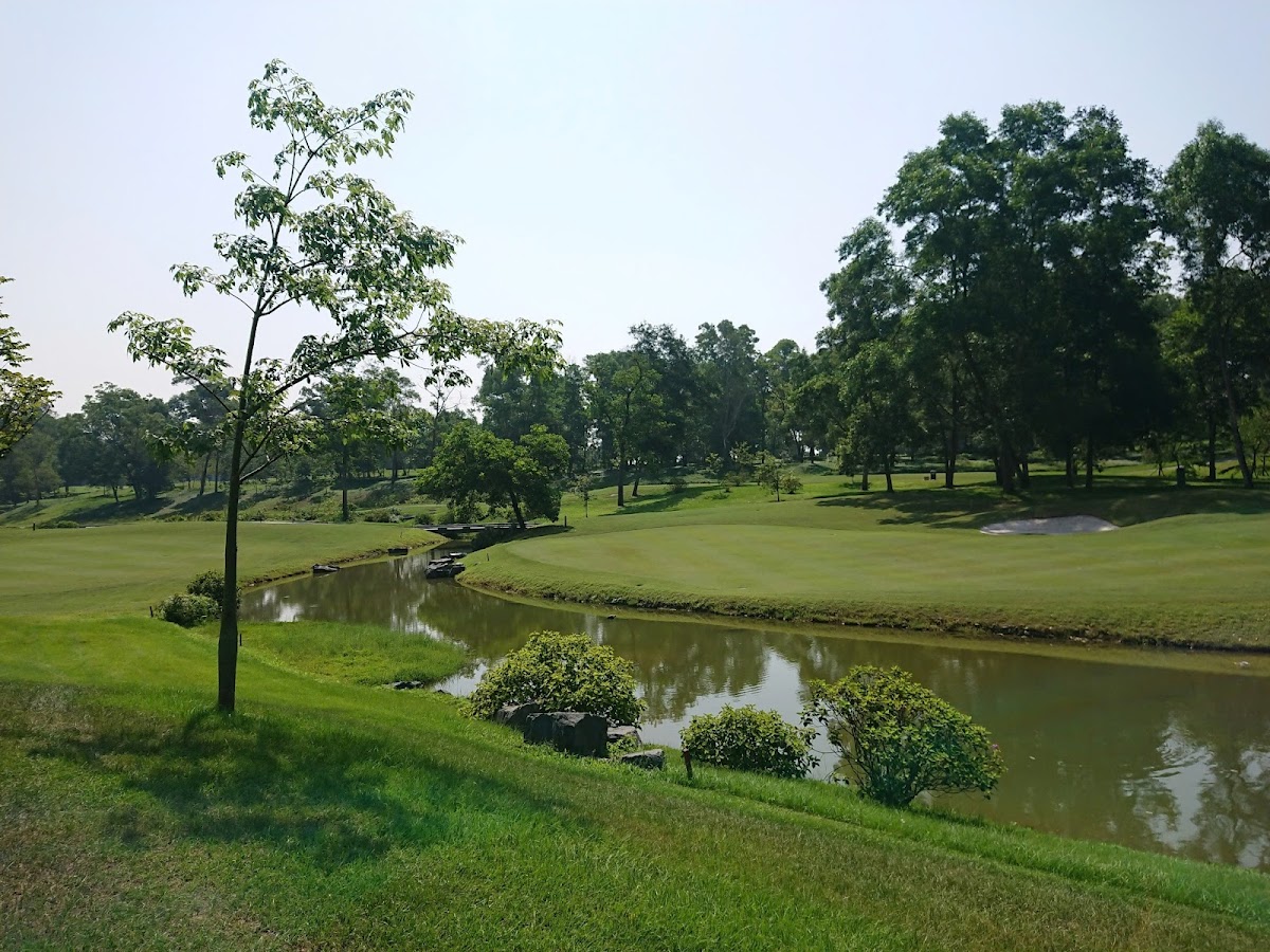 Sân golf BRG Đồng Mô (Bến tàu)